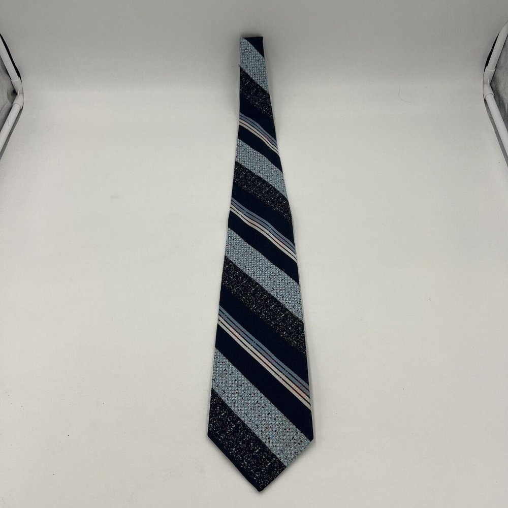 Vintage Men’s Christian Dior Neck Tie Blue Stripes